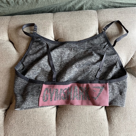 Gymshark Sports Bra - Picture 2 of 3
